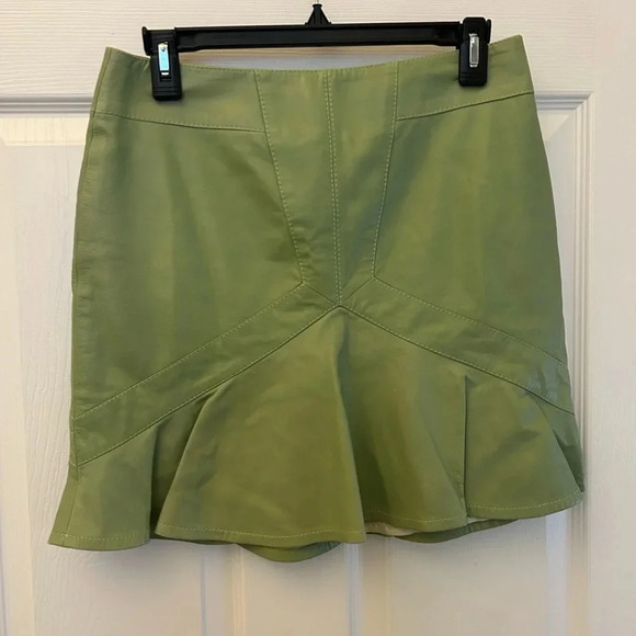 ! Luca Luca green leather mini skirt US8 - Picture 1 of 8